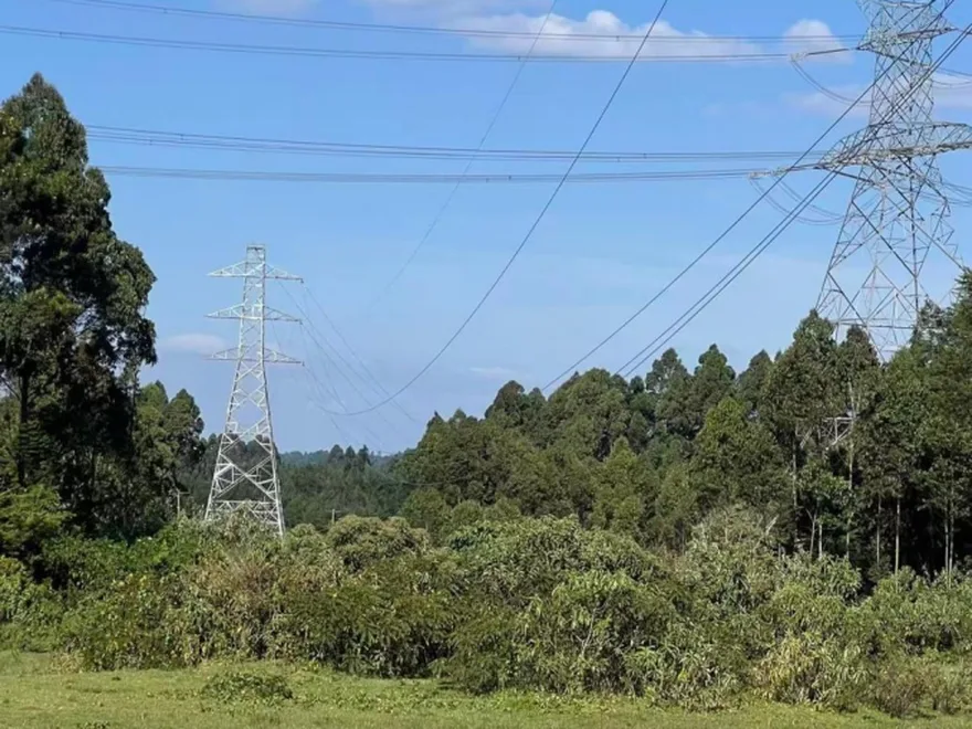 132kV transmission line towers in Kenya's Rift Valley
